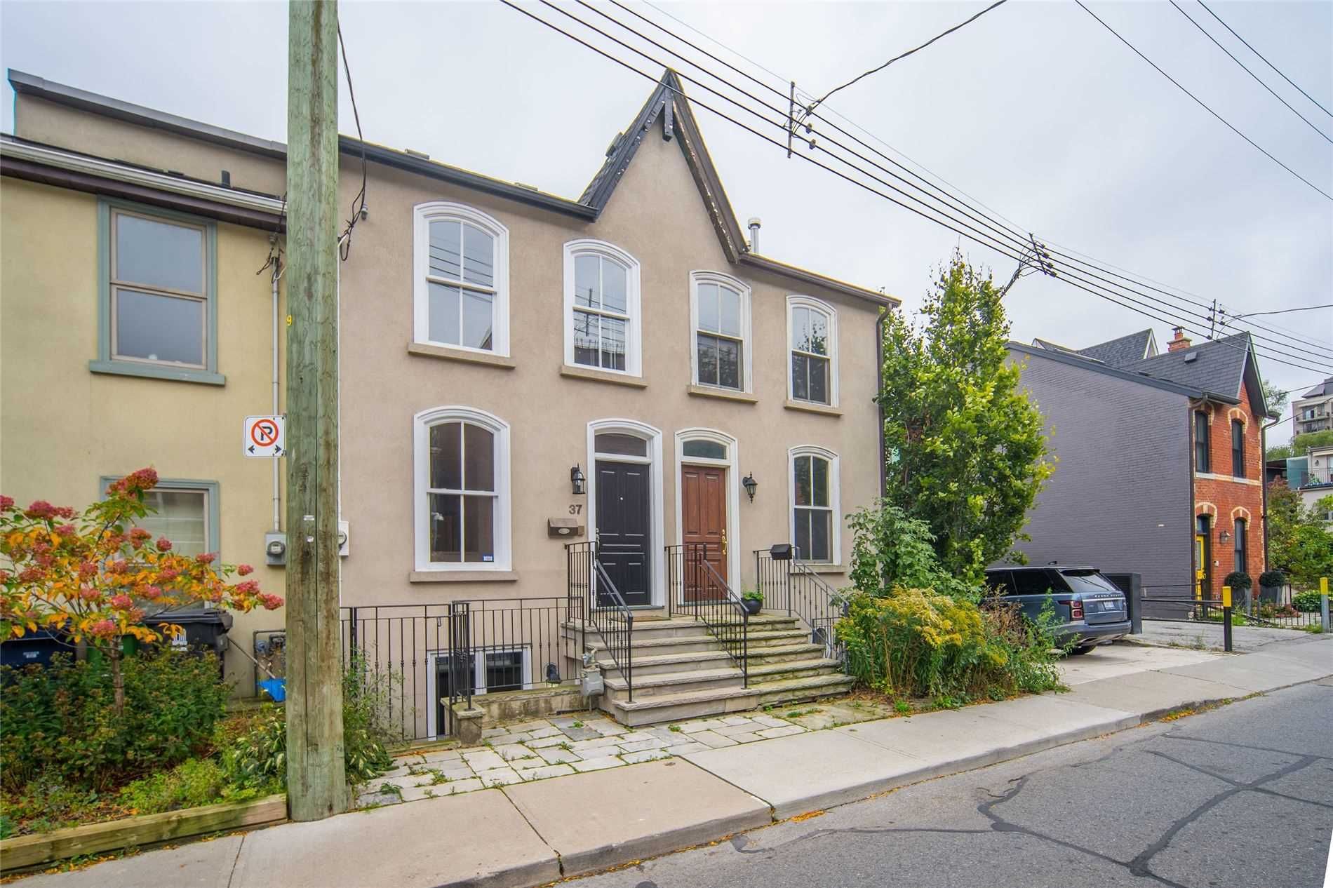 I have sold a property at 37 Berryman ST in Toronto
