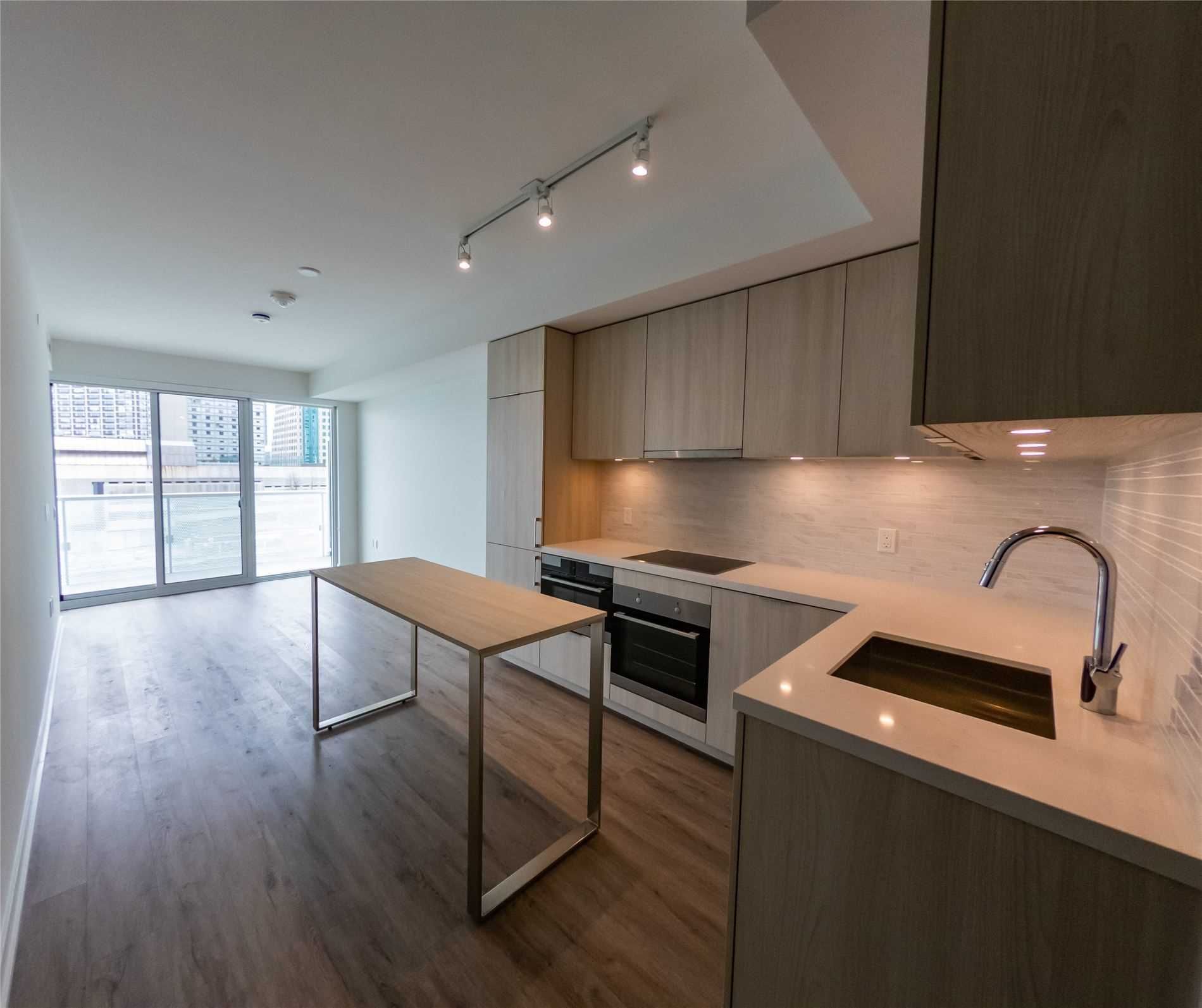 I have sold a property at 514 15 Queens QUAY E in Toronto
