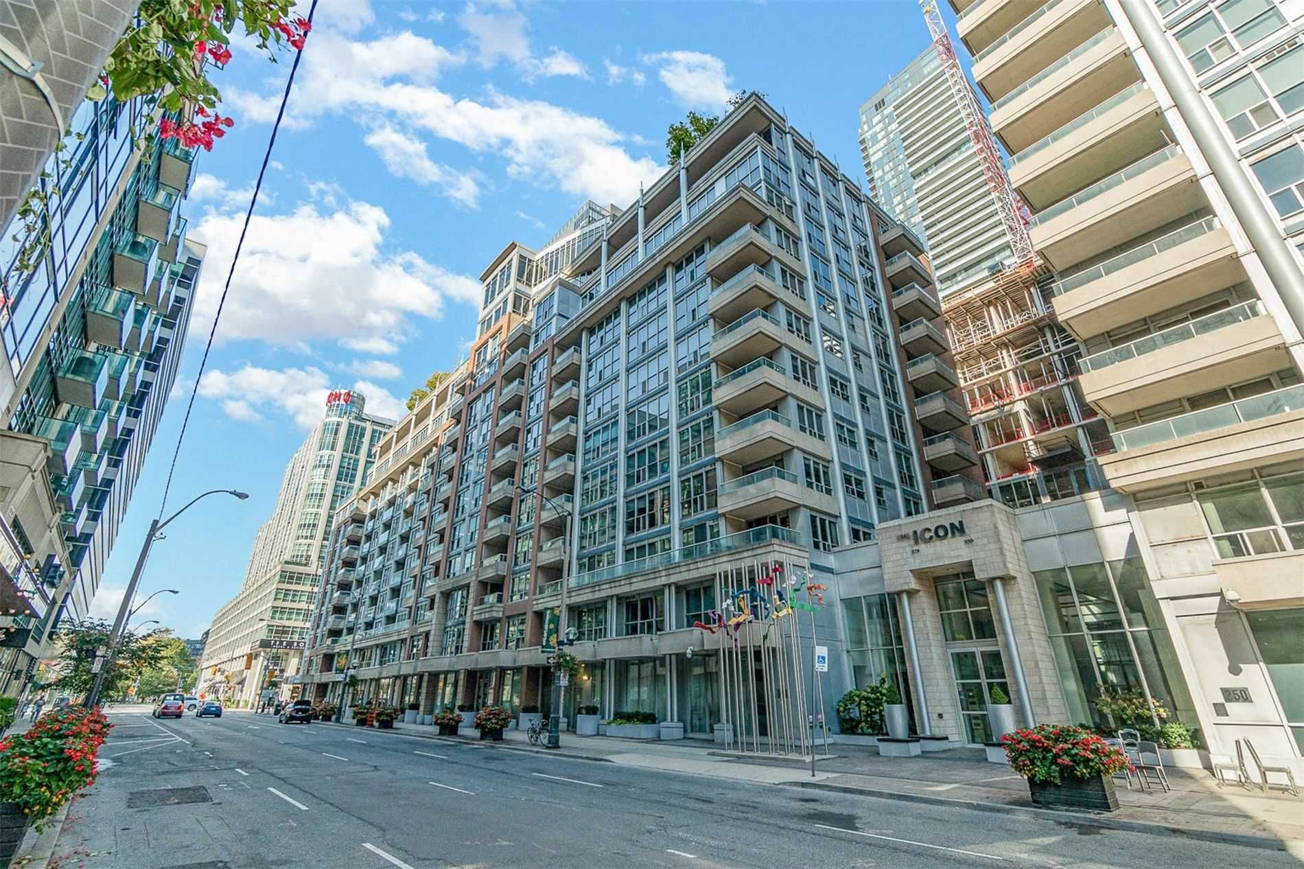 I have sold a property at 324 270 Wellington ST W in Toronto
